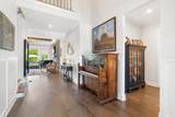 1009 Lawson Ln - Photo 9
