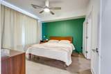 1041 E Trinity Ln - Photo 15
