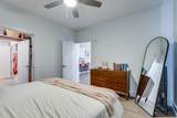 1041 E Trinity Ln - Photo 17