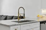 1031 Waterford Cir - Photo 13