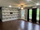 1545 Sandy St - Photo 9