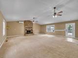 2523 Timberwood Dr - Photo 18