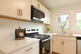 313 Jakes Ave - Photo 14