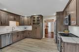 1035 Hillview Dr - Photo 14