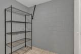 1035 Hillview Dr - Photo 42