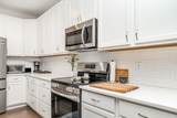 428 Triple Crown Cir - Photo 14