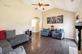 1633 Broad Cir - Photo 5