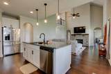 592 Dexter Dr - Photo 13