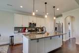 592 Dexter Dr - Photo 10