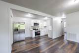97 Baker Street - Photo 15