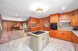 5840 Broad St - Photo 14
