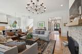 8820 Edgecomb Dr - Photo 18