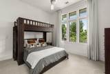 909 Montrose Ave - Photo 30
