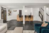 909 Montrose Ave - Photo 34