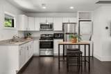 909 Montrose Ave - Photo 45