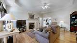 348 Huntington Dr - Photo 4