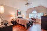 305 Marks Ave - Photo 35