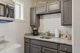 803 Hillview Hts - Photo 13