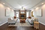 1084 Nichols Cir - Photo 8