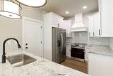807 Oconner - Photo 8