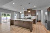 1610 Shenstone Dr - Photo 14