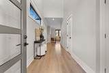 725 N Highland Ave - Photo 2