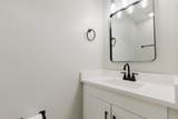 822 Kinsington Dr - Photo 4
