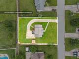 1153 Thornberry Dr - Photo 45