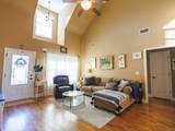 302 Janie St - Photo 9