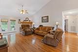 111 Hickory Trce - Photo 13