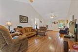 111 Hickory Trce - Photo 15