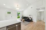 424 Green Acres Dr - Photo 16
