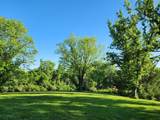 2613 Lishwood Dr - Photo 4