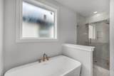 3013 Batavia St - Photo 27