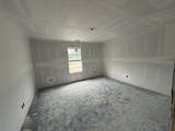 82 Hilltop St - Photo 5