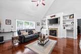 946 Glenraven Drive - Photo 5