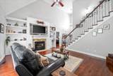 946 Glenraven Drive - Photo 7