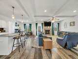 829 Winslow St - Photo 3
