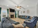 829 Winslow St - Photo 4