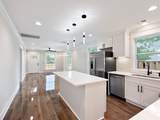 323 College St - Photo 1
