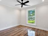 323 College St - Photo 18
