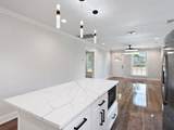 323 College St - Photo 8