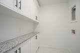 2731 Sanford Rd - Photo 21