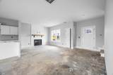 961 Isaac Dr - Photo 7