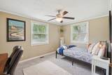 701 Blackstone Ave - Photo 22