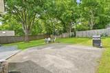 701 Blackstone Ave - Photo 32
