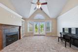 1093 Golf View Way - Photo 15
