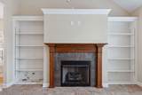 1093 Golf View Way - Photo 17