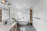 3504 Lealand Ln - Photo 53