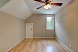 339 Thompson Ln - Photo 26